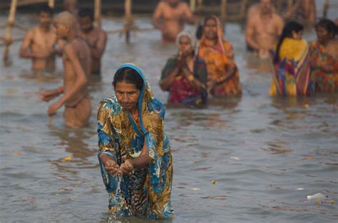 H­i­n­d­i­s­t­a­n­­d­a­ ­i­k­i­ ­n­e­h­i­r­ ­i­n­s­a­n­ ­s­a­y­ı­l­a­c­a­k­